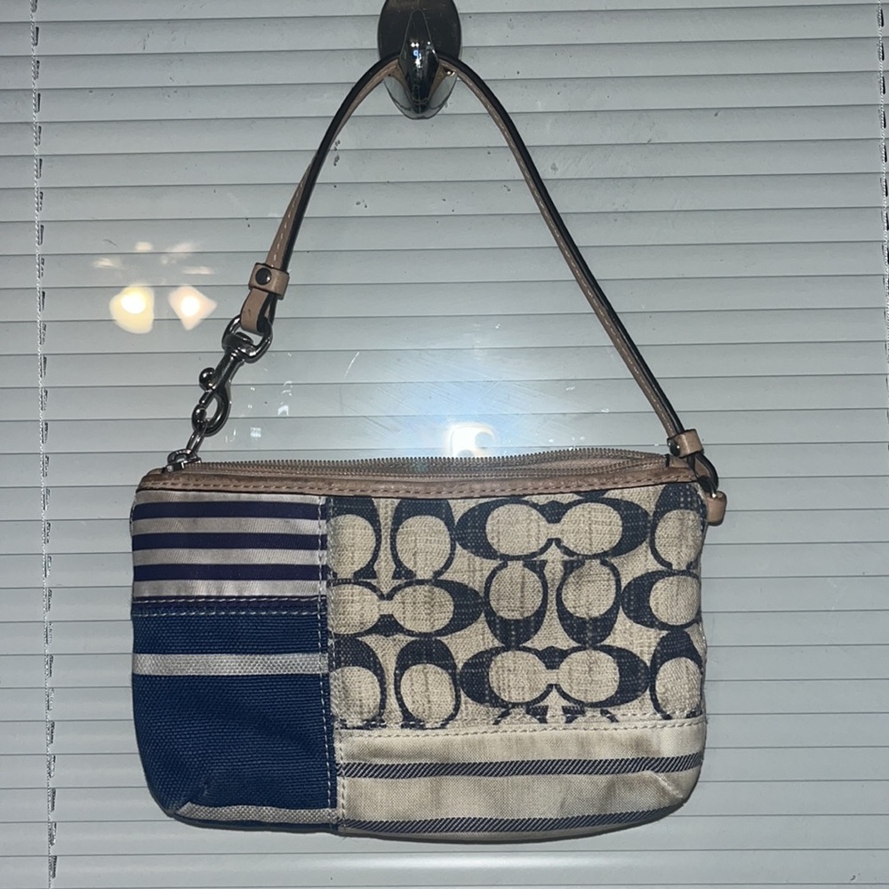 Vintage Coach Daisy Patchwork Wristlet Purse - image 2